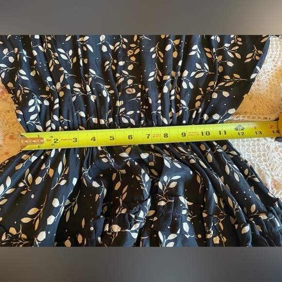 LA Confection dress - Picture 8 of 11